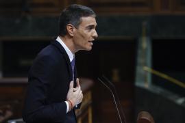 Sánchez considera «doloroso» que Juan Carlos I elogie a Franco cuando sigue habiendo fosas