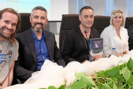 Un diseñador de Adlib convertido en escritor con fines solidarios