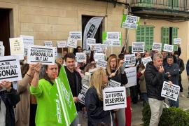 PP y PSOE acercan posturas para desbloquear las mejoras salariales de los funcionarios