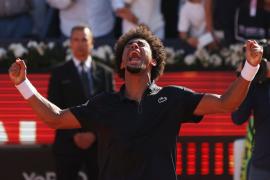 Fils completa ante Rublev su gran semana en Barcelona