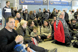 PALMA LOCAL PROTESTAS TRABAJADORES DE SPANAIR FOTO MIQUEL A.