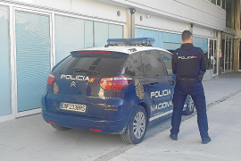 Condenada por robar una mochila a unas turistas y desvalijar la habitación del hotel