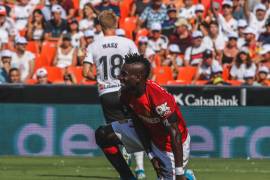 Lago Junior echa el freno.