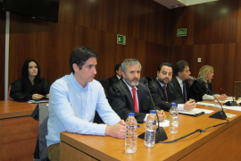 Rodrigo Lanza, condenado a cinco años por matar a un hombre que llevaba tirantes con la bandera de España