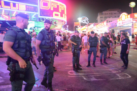 Actuación de la Guardia Civil en Punta Ballena el pasado verano