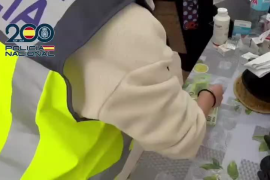 Desmantelan un punto de venta de cocaína en Porto Cristo y detienen a un hombre de 69 años y a su mujer de 64