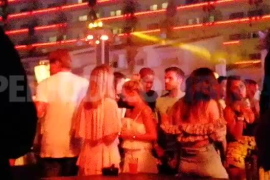 Leo Messi, Luis Suárez y Jordi Alba, además de Cesc Fábregas, anoche en Ushuaïa.