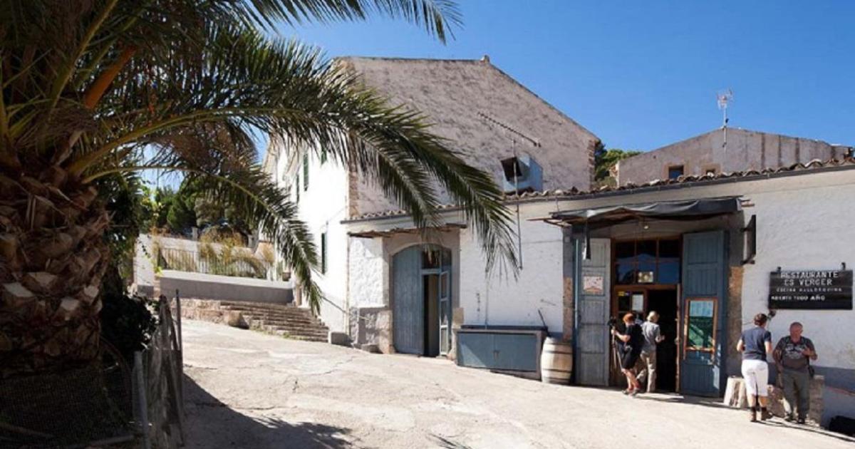 Piden 45 años de cárcel a una banda por un violento atraco en la casa anexa del restaurante Es Verger de Alaró