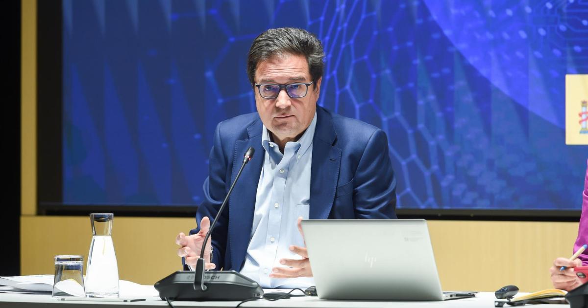 Bloqueadas 48 millones de llamadas y 2,2 millones de SMS fraudulentos con el plan antiestafas del Gobierno