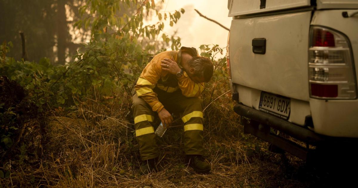 El fuego mantiene activos 40 focos en España