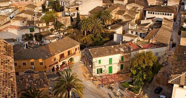 Entre marismas protegidas y mercados con historia: un rincón que conserva la esencia rural de Mallorca