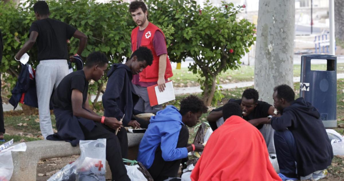 Los módulos para atender a personas migrantes en el puerto de Palma podrían estar operativos en septiembre