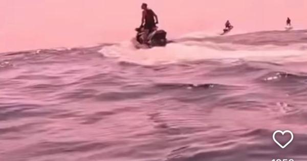 «Me habéis pasado todos por encima»: el susto del olímpico Nacho Baltasar con unas motos de agua en la costa mallorquina