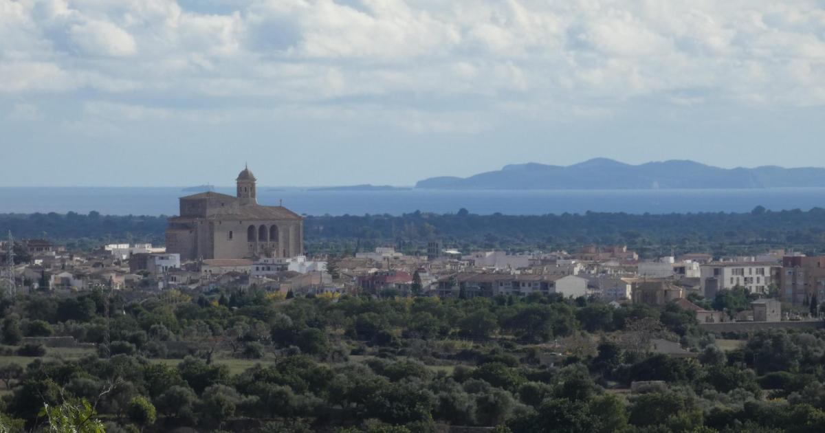 Montaña sagrada, costa tranquila y carácter rural: así se erige uno de los municipios más extensos de Mallorca