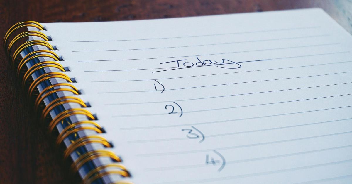 Adiós a la postergación de tareas en esta vuelta al cole: estrategias que transformarán tu rendimiento académico