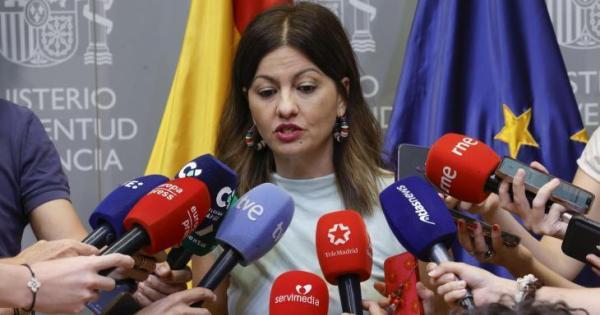 El Gobierno declara la contingencia migratoria en Canarias, Ceuta y Melilla