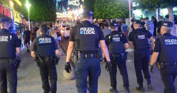 Un detenido, a un policía local de Calvià: «Cuando esté en libertad le cortaré el cuello a tus hijos delante de ti»