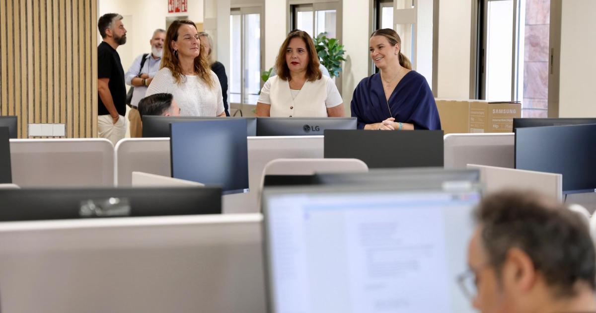 El antiguo ambulatorio del Carme reabre sus puertas tras tres años para acoger los servicios corporativos del Ib-Salut