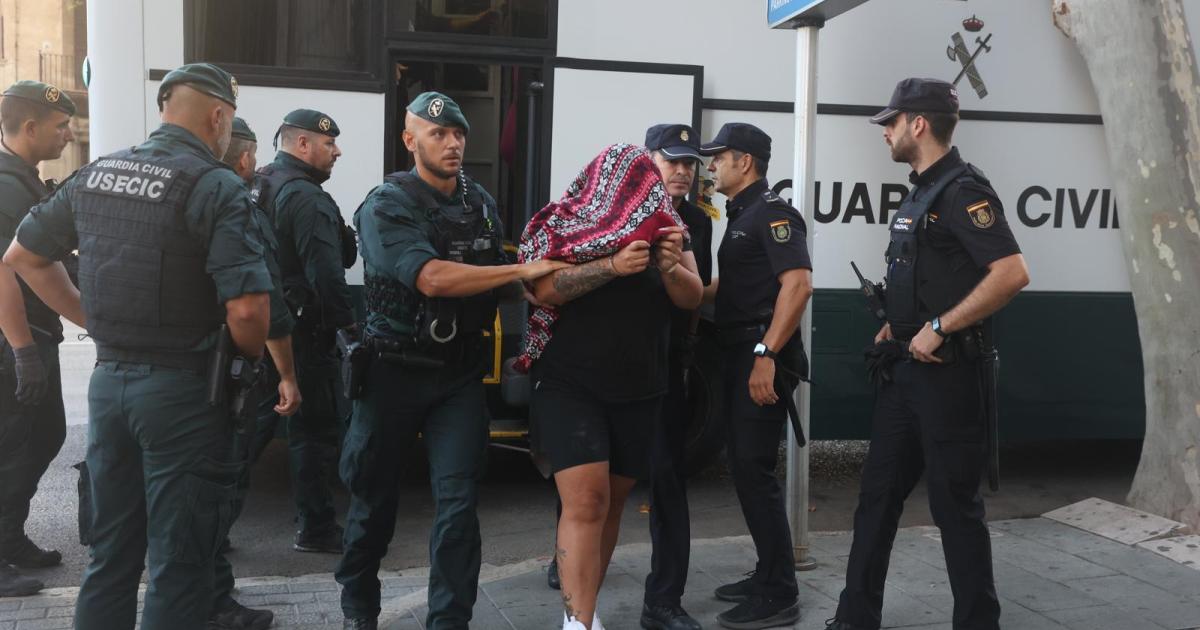 Pasan a disposición judicial 12 detenidos en la cuarta fase de la redada contra la trama de blanqueo y narcotráfico en Mallorca