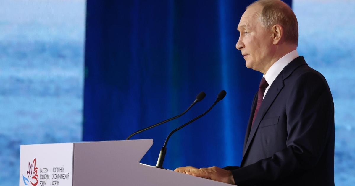 Putin invita a Zelenski a Moscú, pero descarta presencia de tropas extranjeras en Ucrania