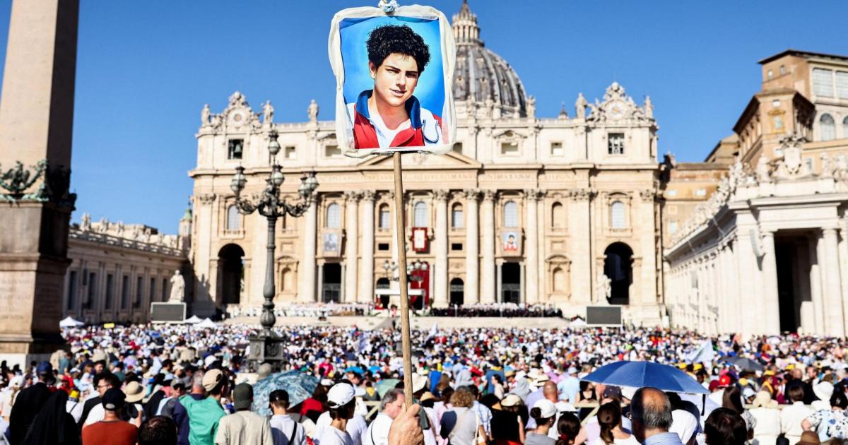 El 'influencer de Dios' ya es santo: el papa León XIV canoniza a Carlo Acutis