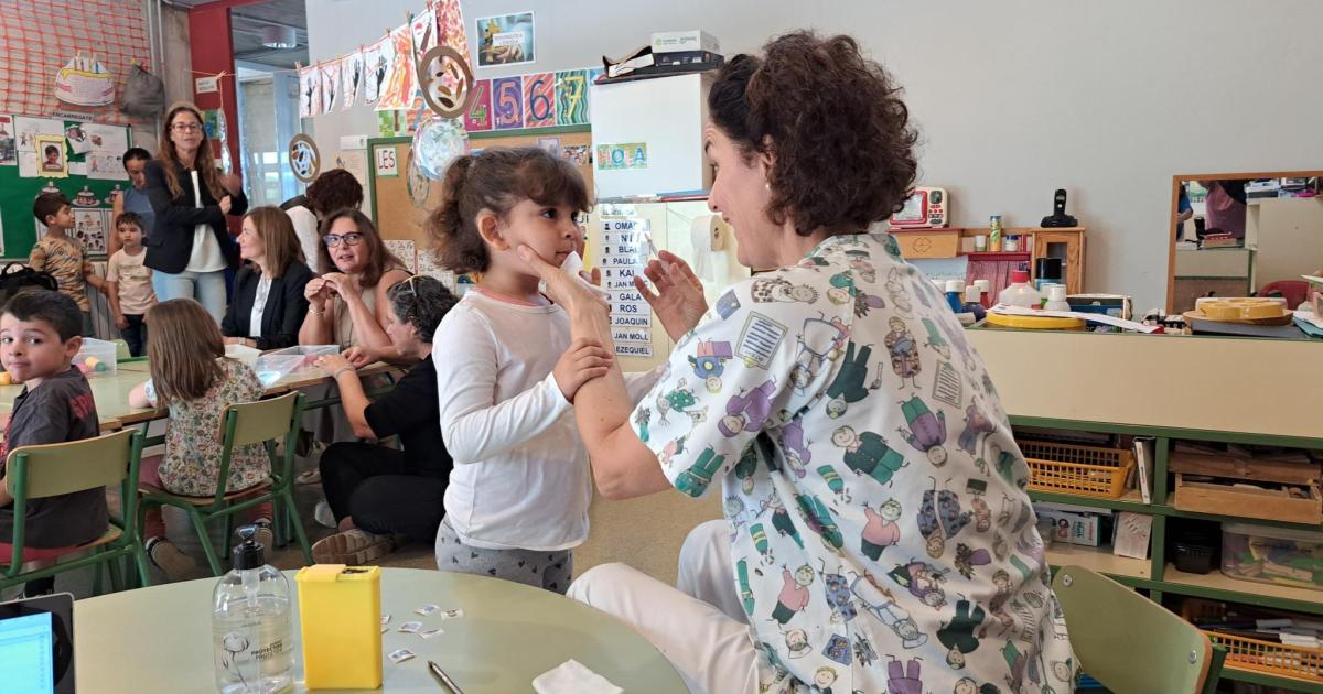 El Govern invierte 355.000 euros para vacunar contra la gripe a 28.000 niños en los colegios de Baleares