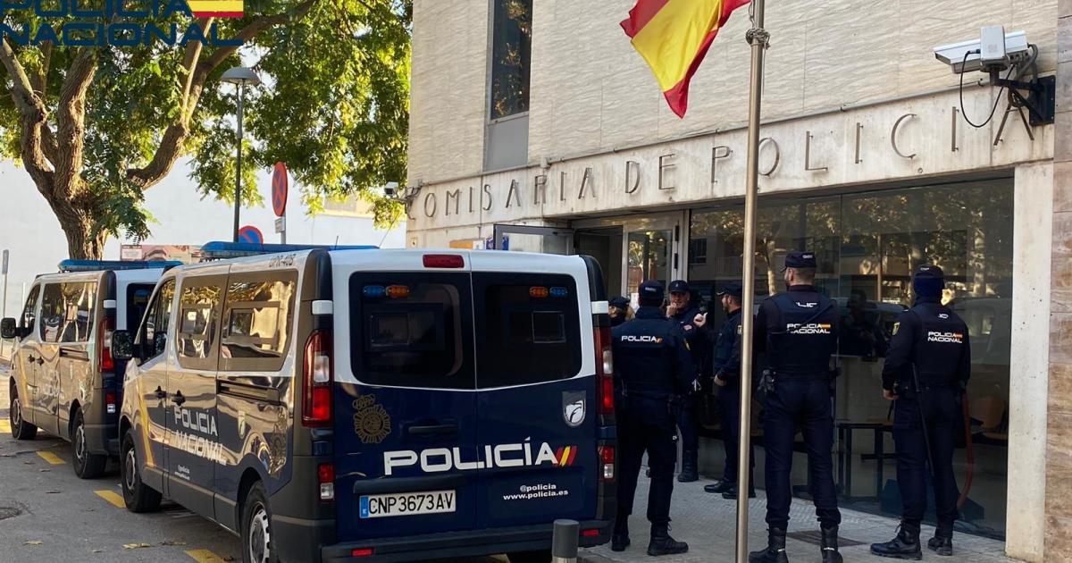 Sigue a una menor con una furgoneta y se masturba delante de ella en Manacor