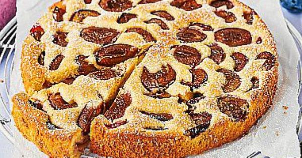 Zwetschgenkuchen, la tarta alemana de ciruelas