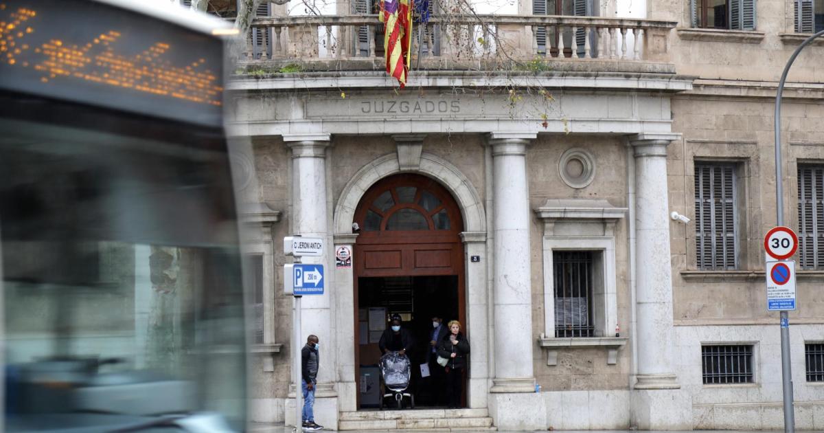 Condenado en Palma por estafar casi 5.000 euros a una mujer tras hacerle creer que eran novios