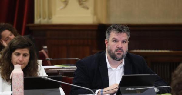 Apesteguia: «Me da pereza y vergüenza a lo que nos abocan los socios de Marga Prohens»