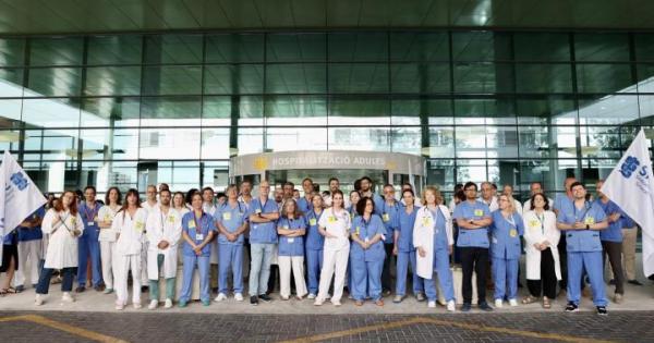 Sanitarios se plantan en Son Espases debido a la intención de Sanidad de aprobar un Estatuto Marco «insuficiente» para el personal