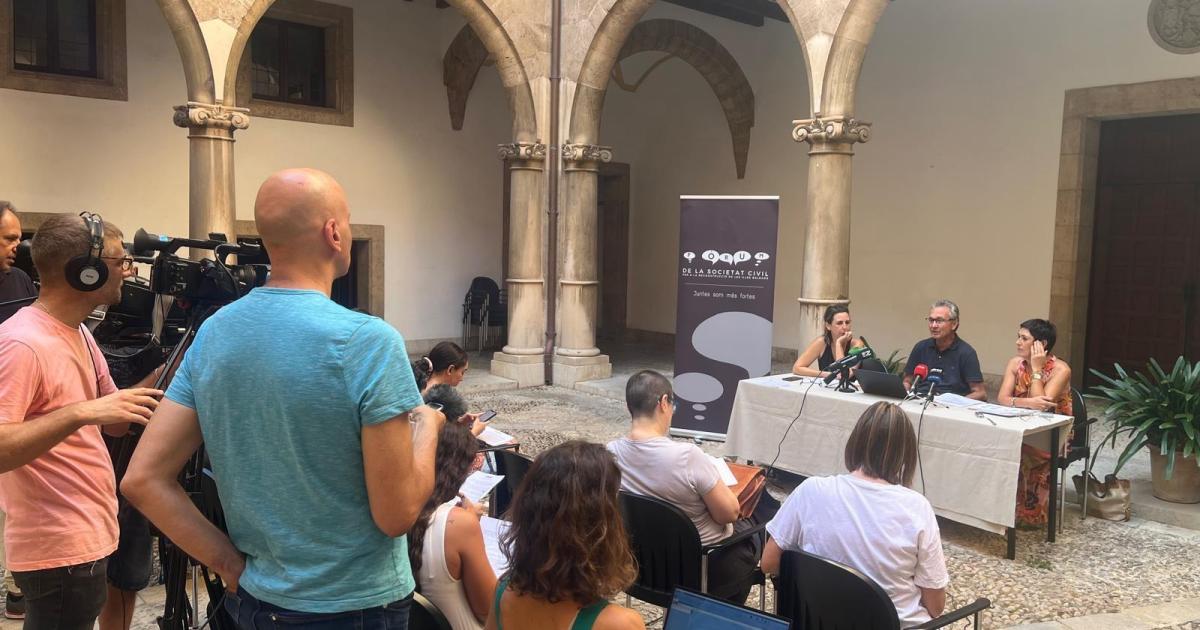 «El Govern no está haciendo nada contra la masificación turística, solo ganar tiempo para reordenar su negocio»