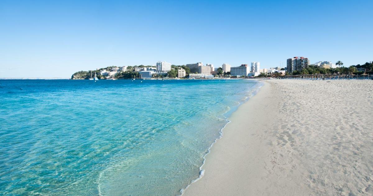 Calvià se convierte en un destino turístico inteligente: cámaras y sensores controlan las playas