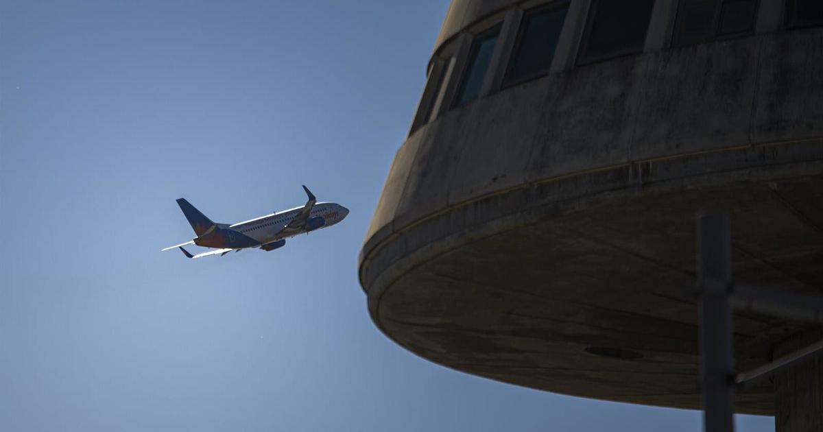 La operatividad del Aeropuerto de Barcelona, alterada por la lluvia y el ciberataque europeo
