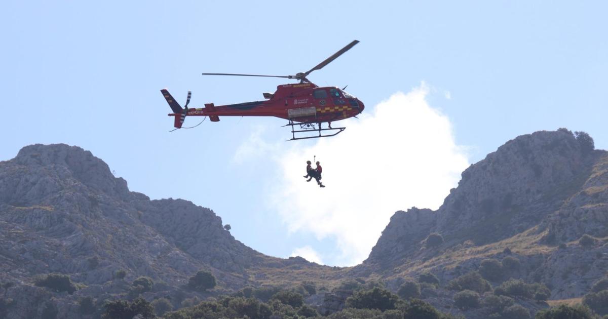 Herido crítico un hombre tras precipitarse varios metros en Cala Pi