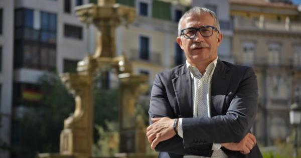 «Es una estupidez, el paracetamol es uno de los fármacos más seguros en el embarazo», aclara un médico tras los comentarios de Trump