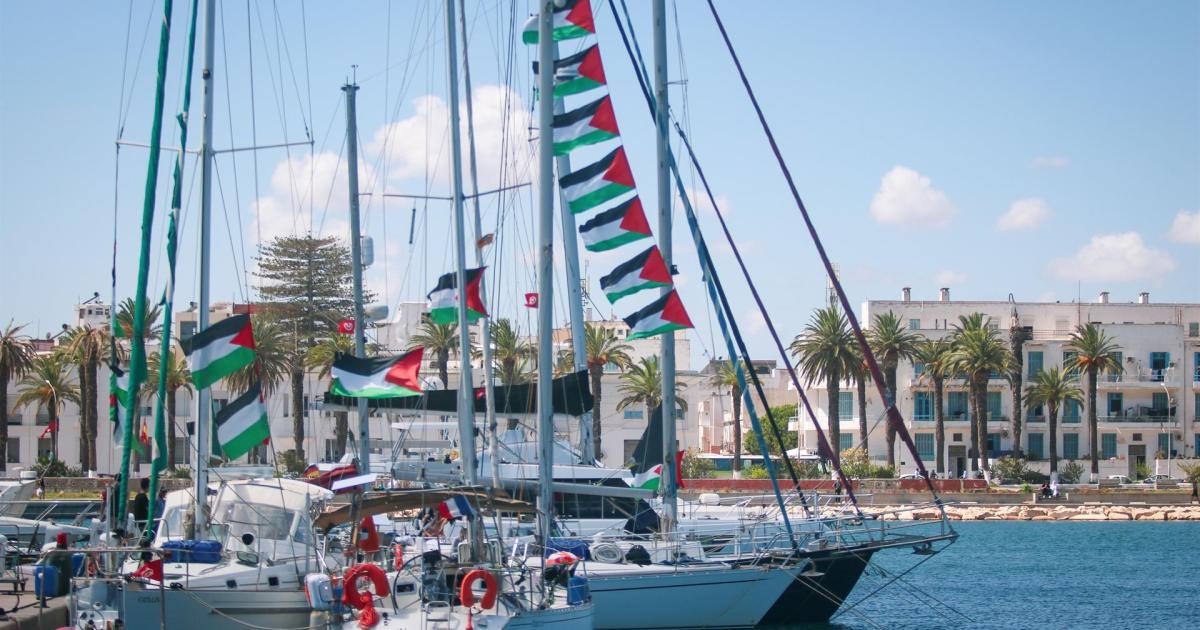 Flotilla Sumud denuncia «al menos 13 explosiones» y cortes de comunicación en su travesía