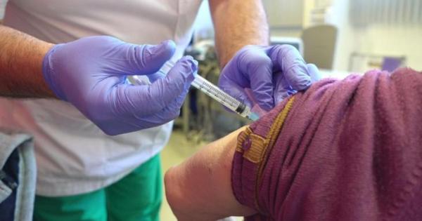 El Hospital Son Espases acoge un curso sobre actualización de vacunas