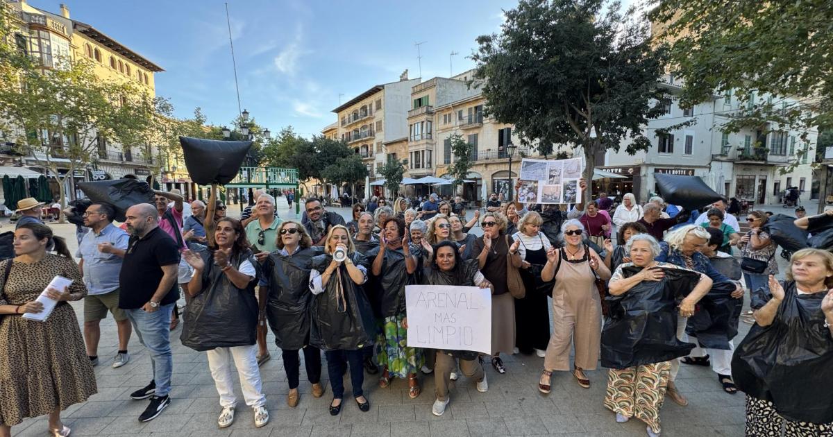 Un centenar de vecinos exigen que s’Arenal sea más limpio y seguro