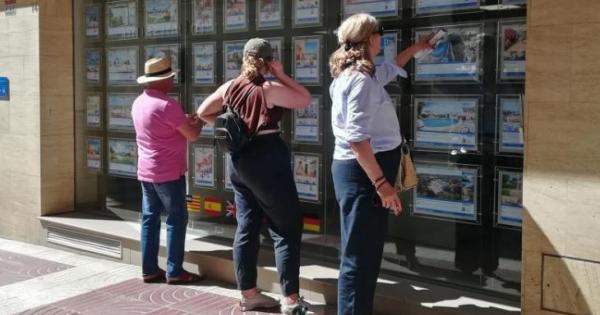 El Govern lanza ayudas para pagar hasta el 50 % del alquiler