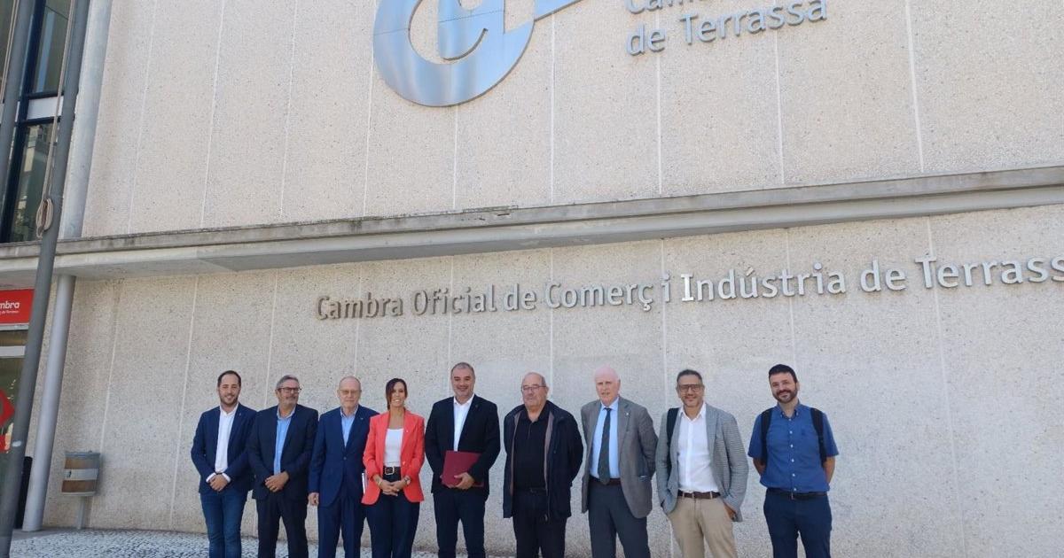 Alcaldes y cámaras urgen al Govern a impulsar el tramo Terrassa-Sabadell de la B-40 (Barcelona)