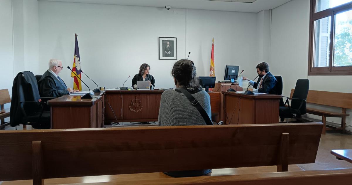 Juzgan a una mujer por prender fuego a la casa de su exnovio en el Arenal: «Tú te lo has buscado, ahora vienen los bomberos»