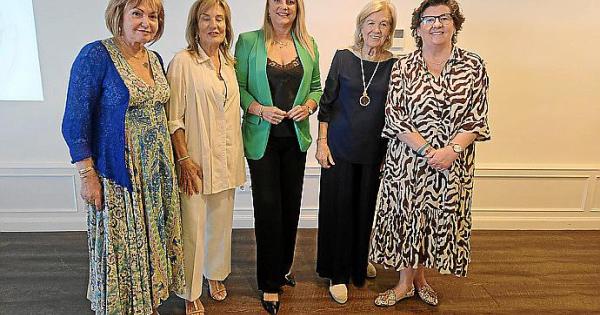 El Club Elsa celebra su comida semestral con numerosa asistencia