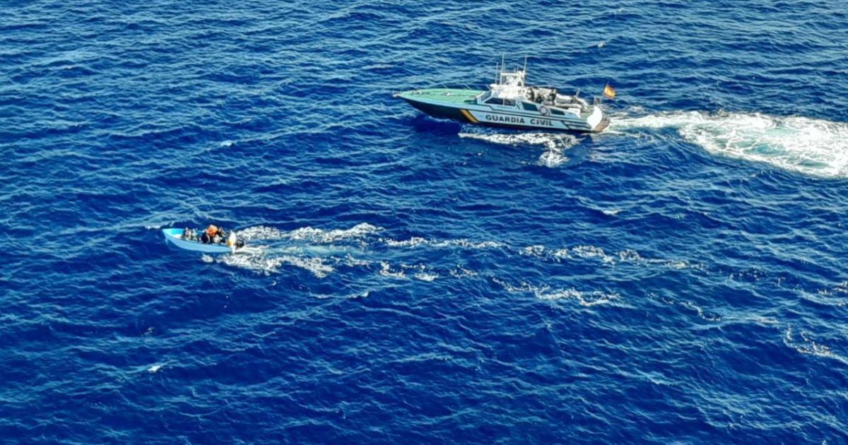 Rescatan a 34 personas en dos pateras en Formentera