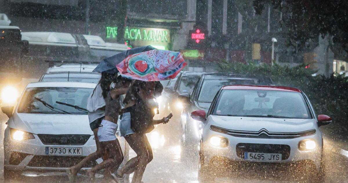 El exhuracán Gabrielle pone en alerta a Mallorca por lluvias y tormentas