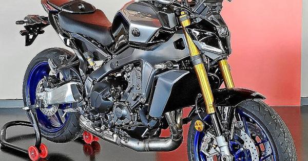 La Yamaha MT 09, en LS39 Motos