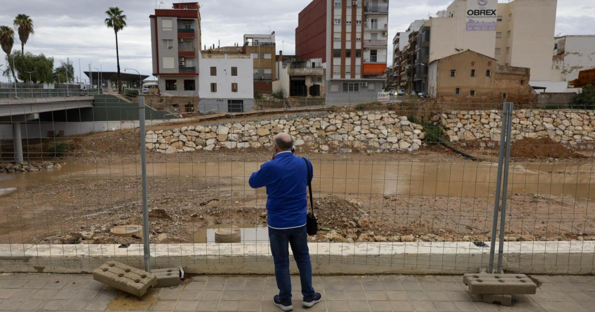 Madrugada sin incidentes importantes en municipios de la zona de la dana salvo subidas en barrancos