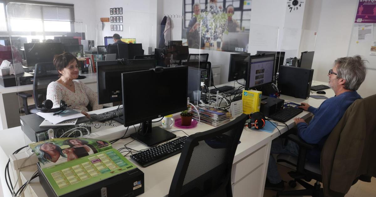 La enseñanza a distancia en Baleares se consolida con 2.700 alumnos
