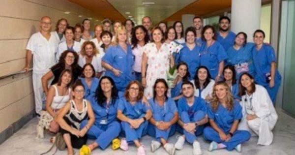 «He aprendido a valorar la vida»: Emotiva despedida a una empleada de Son Espases en su último día de trabajo