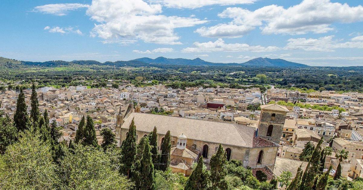 Este es el pueblo de Mallorca en el que te puedes comprar una casa de 90 m2 por 284.000 euros: tradición y tranquilidad